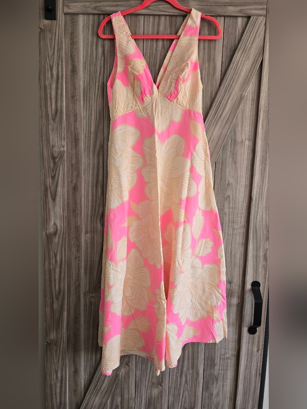 Rare Farm Rio Floral Pink and Cream V-Neck Summer Dress